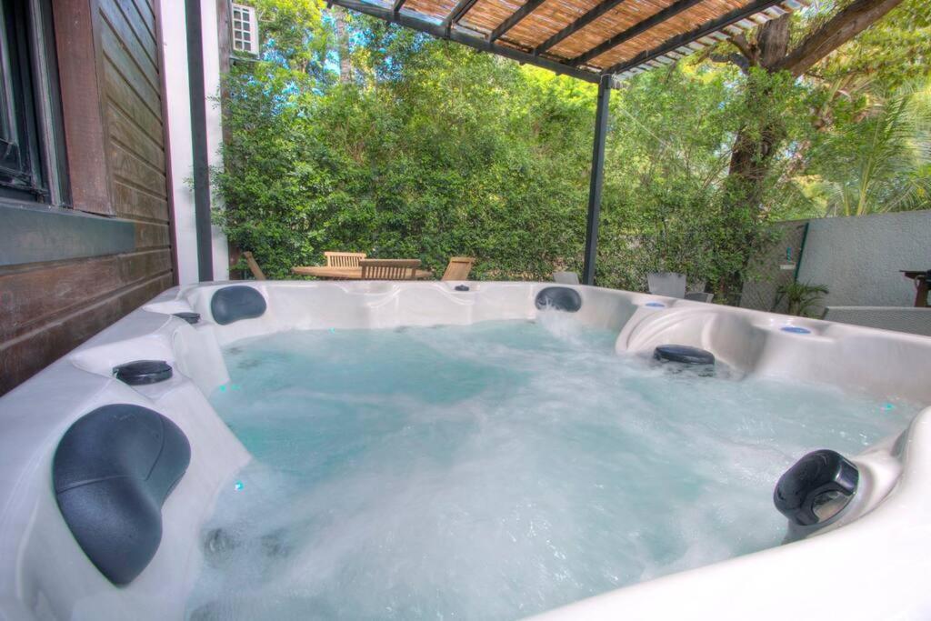 Le Grand Bleu - Jacuzzi - Apt La Saline-Les-Bains Exterior foto