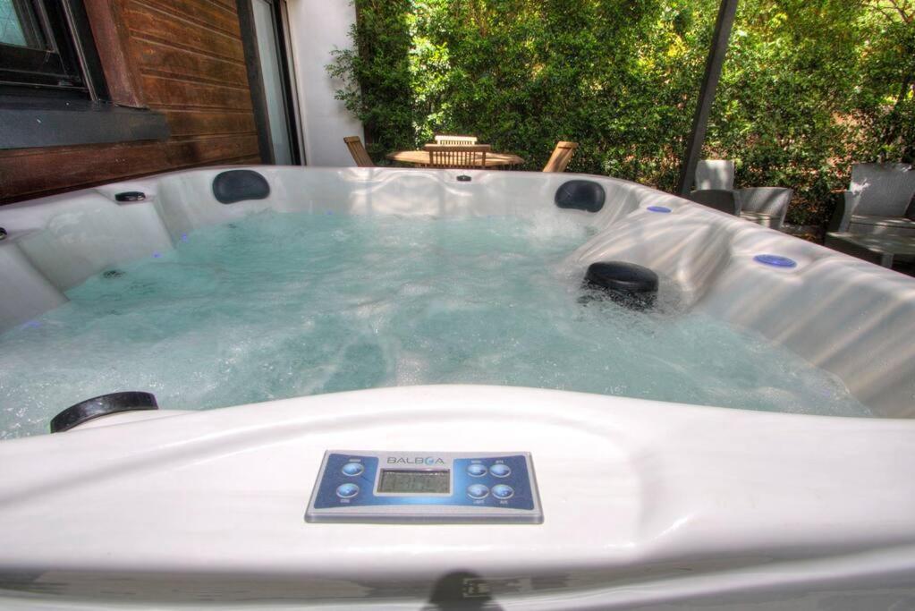 Le Grand Bleu - Jacuzzi - Apt La Saline-Les-Bains Exterior foto