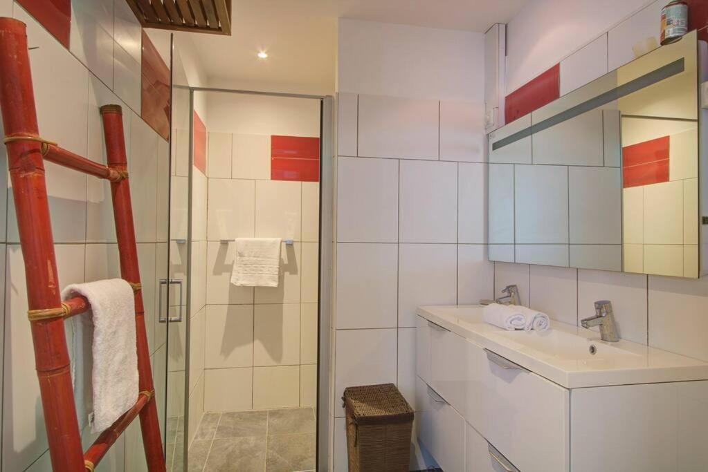 Le Grand Bleu - Jacuzzi - Apt La Saline-Les-Bains Exterior foto